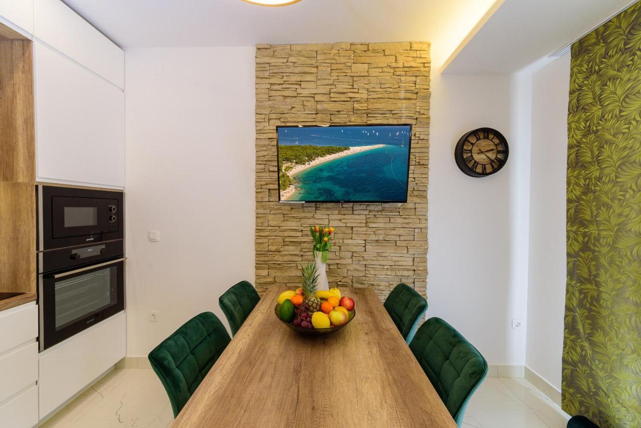 Apartmani Bokin Bol Luaran gambar