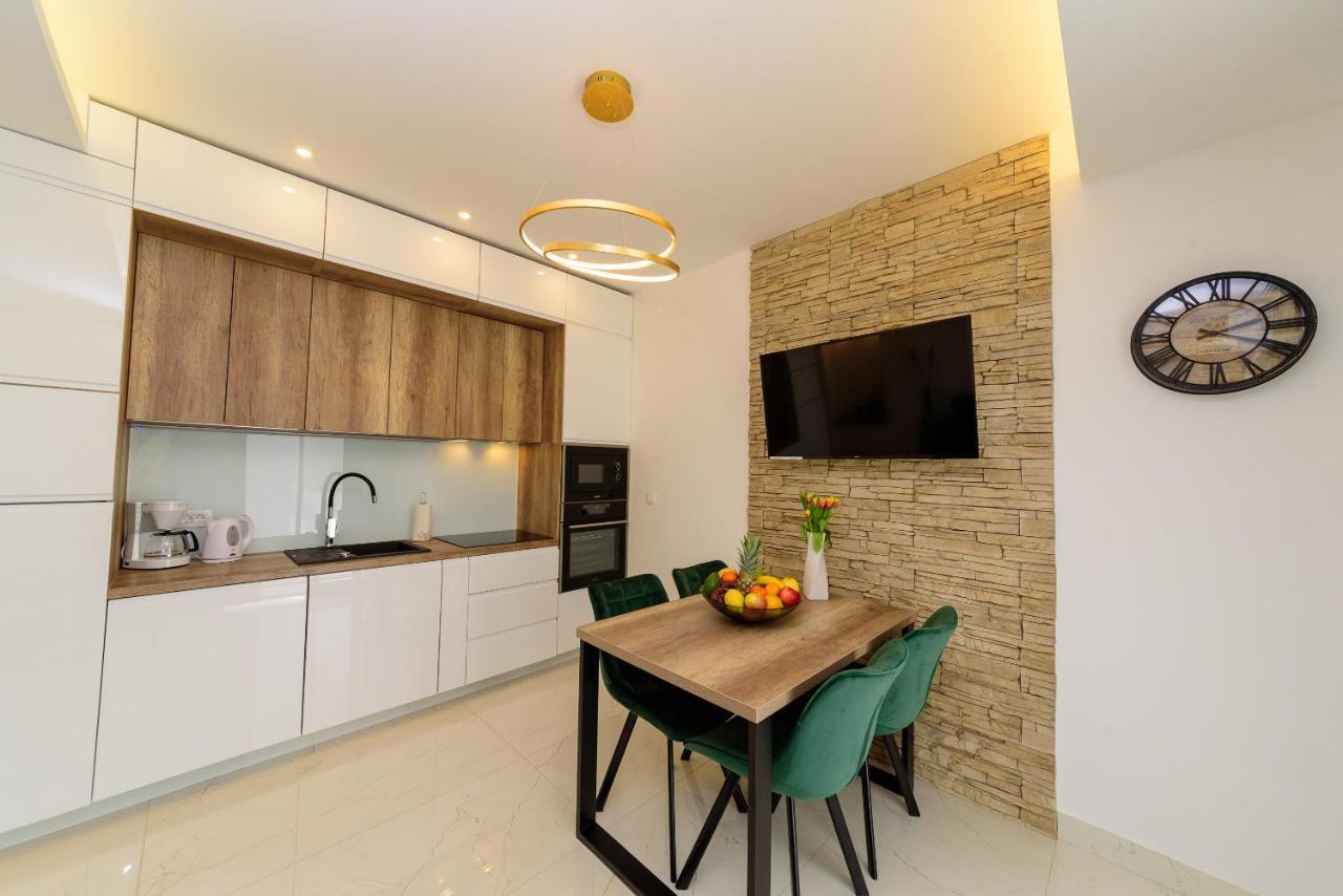 Apartmani Bokin Bol Luaran gambar
