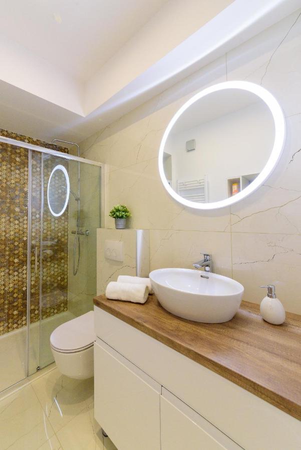 Apartmani Bokin Bol Luaran gambar