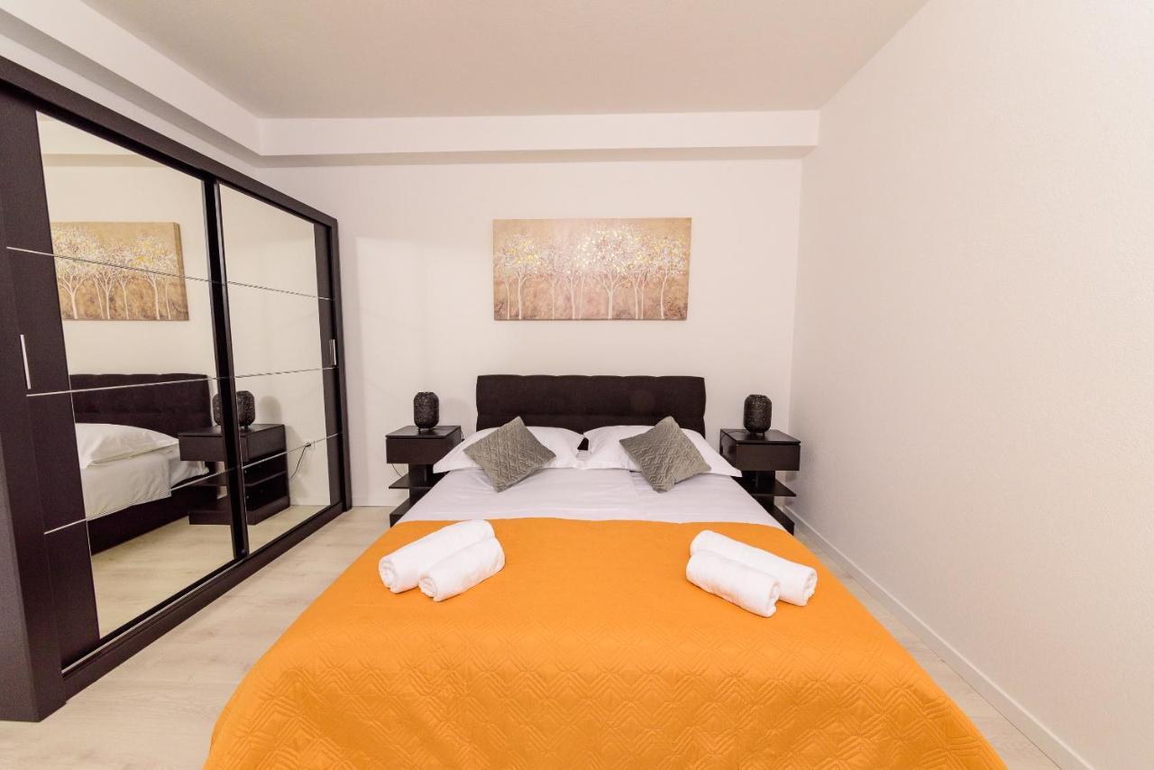 Apartmani Bokin Bol Luaran gambar