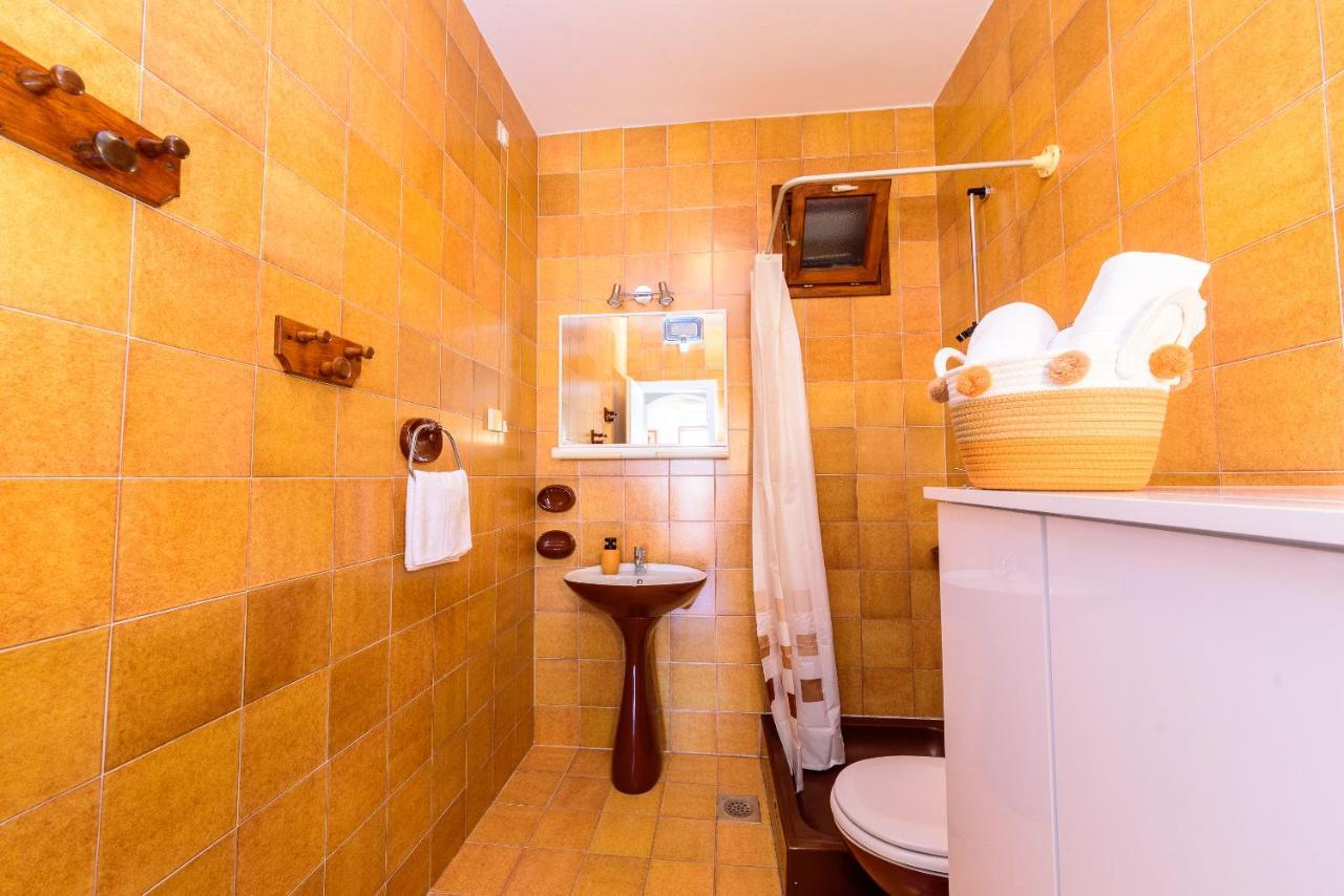 Apartmani Bokin Bol Luaran gambar